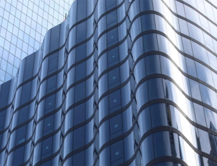 31.Curved Glass1