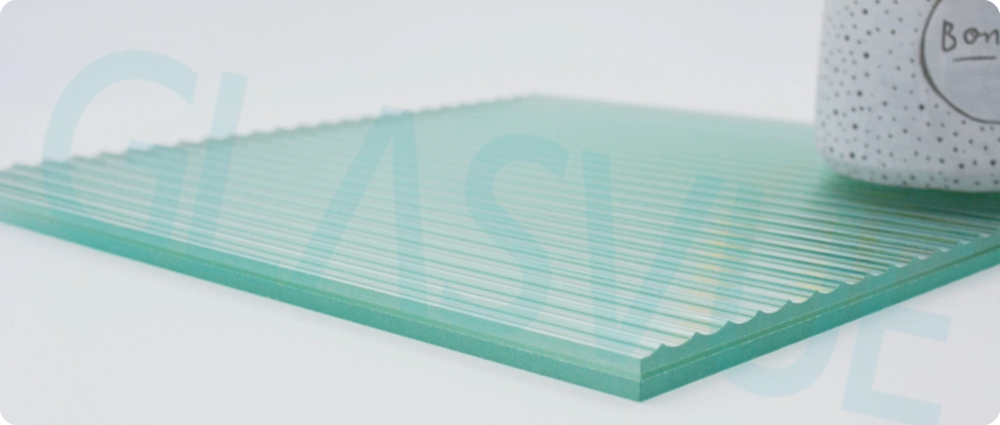 35.laminated pattern glass